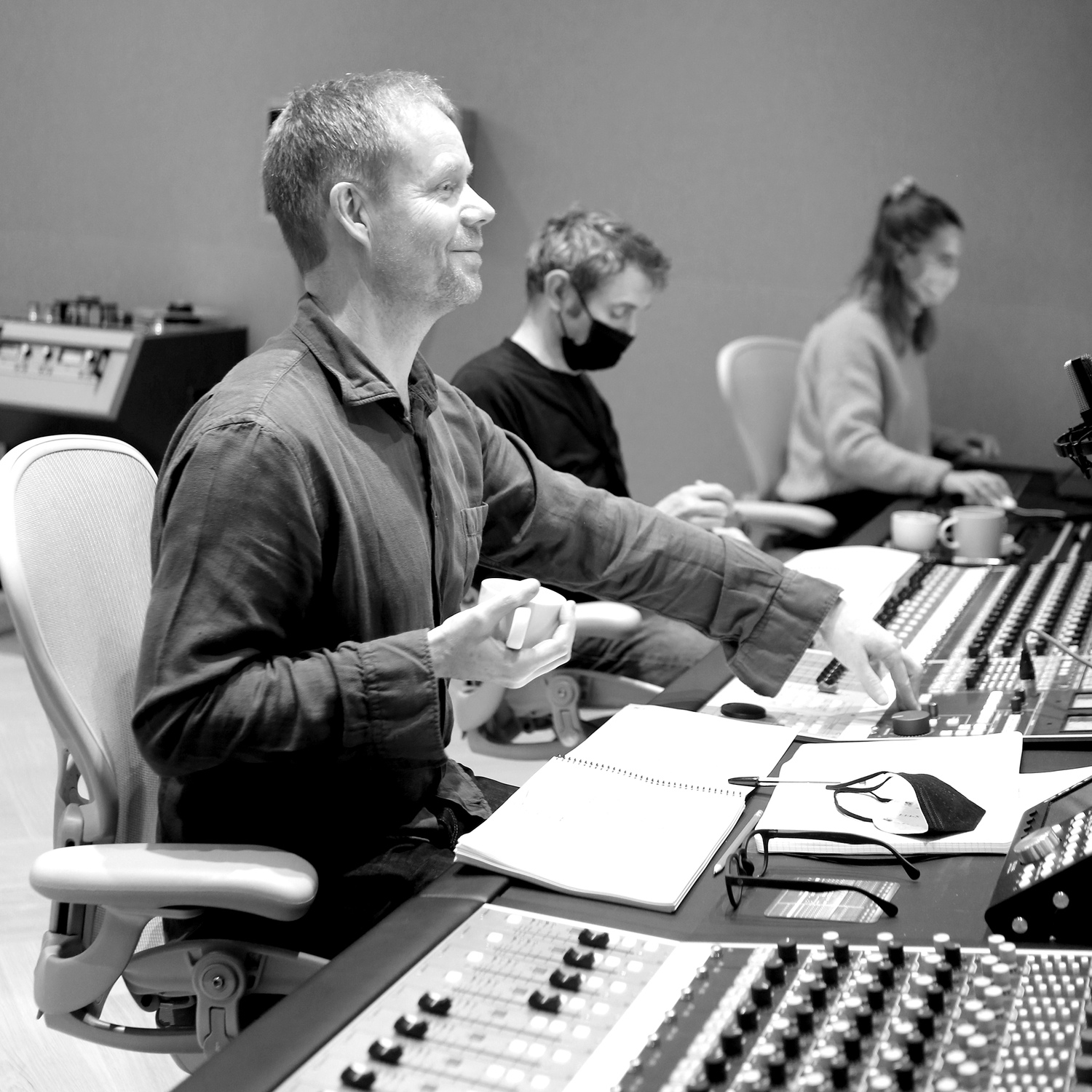 Max Richter with the Technical Achievement award at the Evening